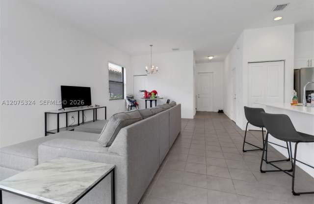 5504 Agostino Way Gallery 3