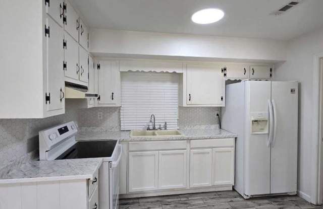 6589 Allatoona Road Gallery 4