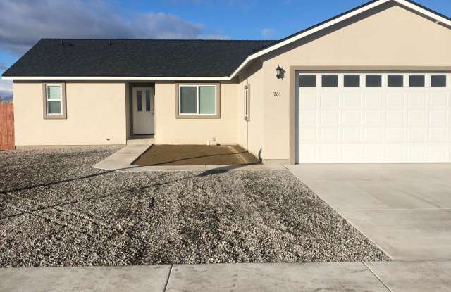701 N Broadway - 701 N Broadway St, Fallon, NV 89406