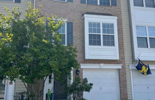 733 BARTON RUN Boulevard photos photos