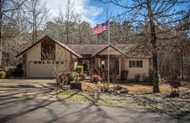 Large 3 Bedroom, 2 Bathroom home on the East End of the village. A serene neighborhood just waiting for you to call it home! Call 501-922-9997 to set up a showing today! photos photos