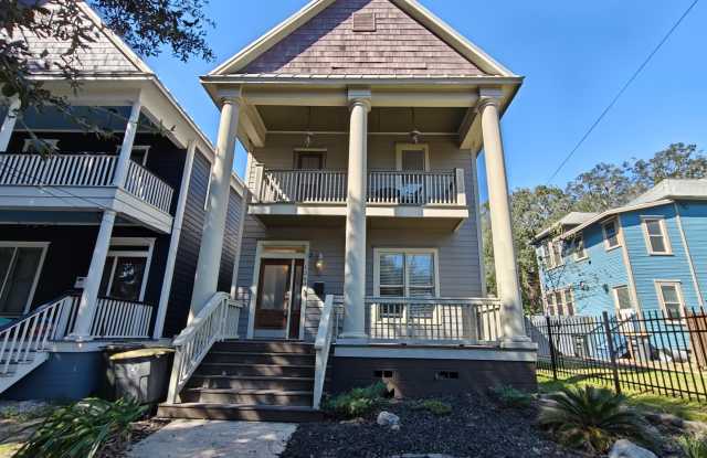 1250 N LIBERTY Street photos photos