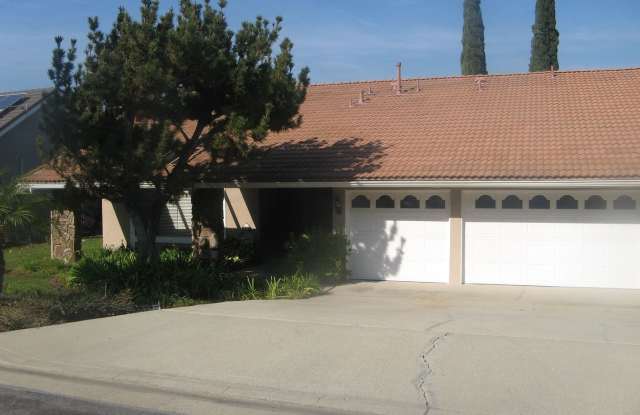 2033 Palisades Drive Gallery 4