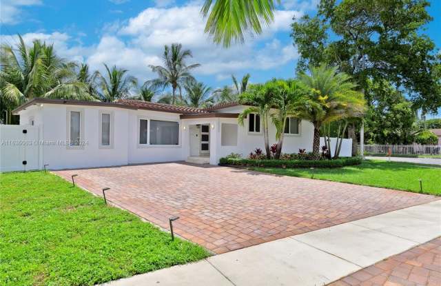12505 NE Miami Pl - 12505 Northeast Miami Place, North Miami, FL 33161