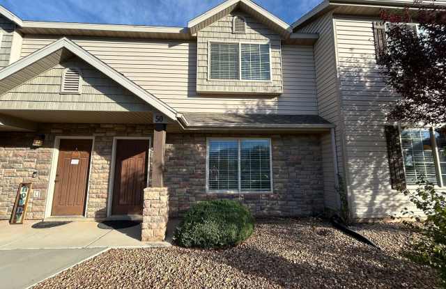Stunning Cedar Townhome - 346 1425 North Street, Cedar City, UT 84721