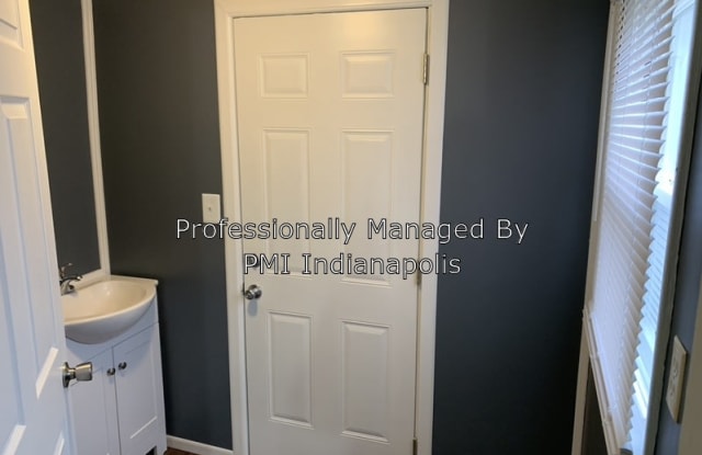 2653 S Mcclure St - 2653 South Mcclure Street, Indianapolis, IN 46241