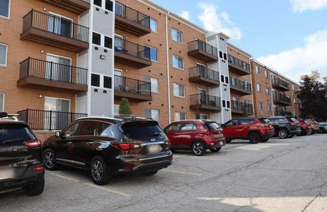 Beechmont Towers Apartments Gallery 2
