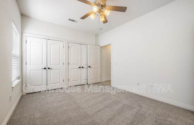 4003 SW Hawthorne Place Gallery 3