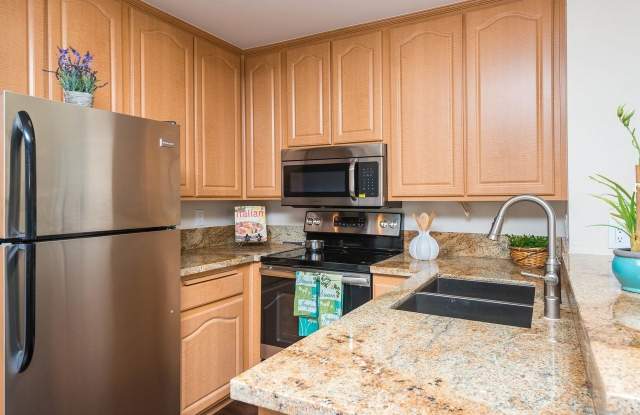 1801 Diamond St.  Unit #3-204 Gallery 2