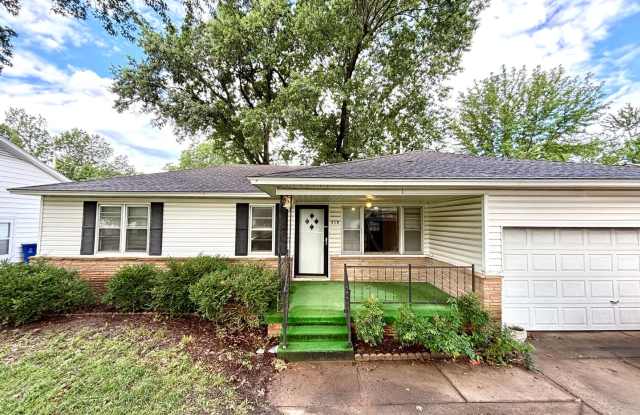 Charming Updated 3-Bedroom Home in the Heart of the Rose District photos photos