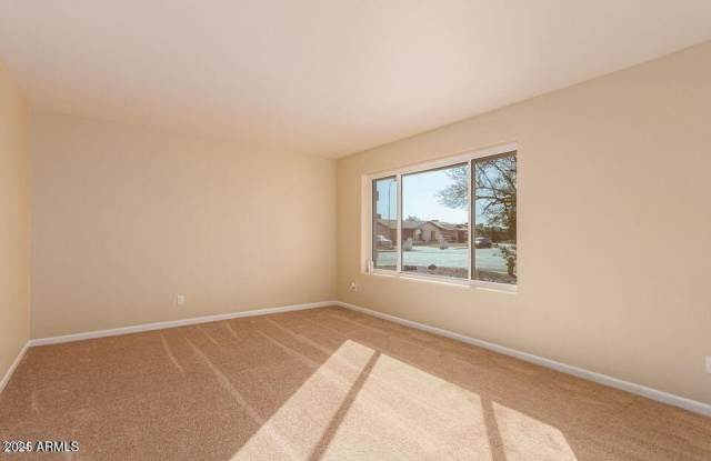 2705 W Summit Place Gallery 3