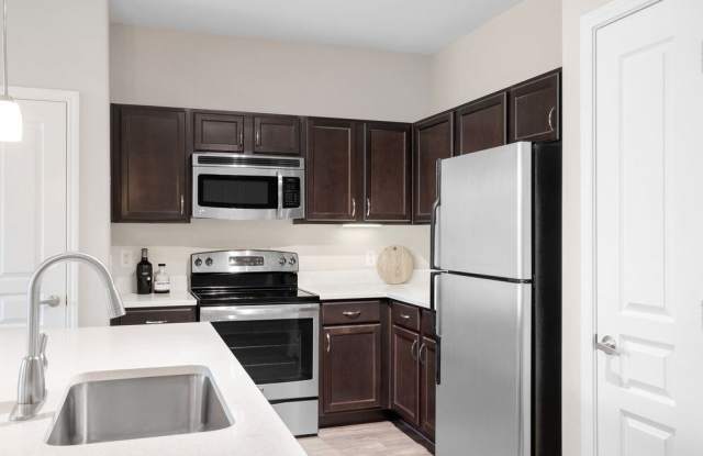 Avalon at Pier 121 photos photos