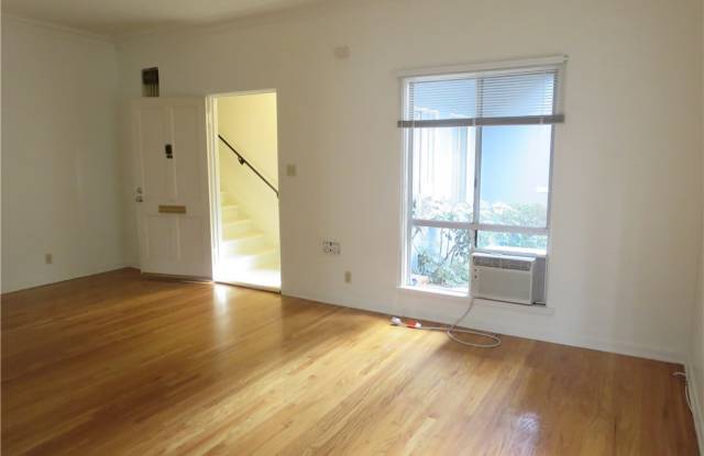 433 S Rexford Drive Gallery 4