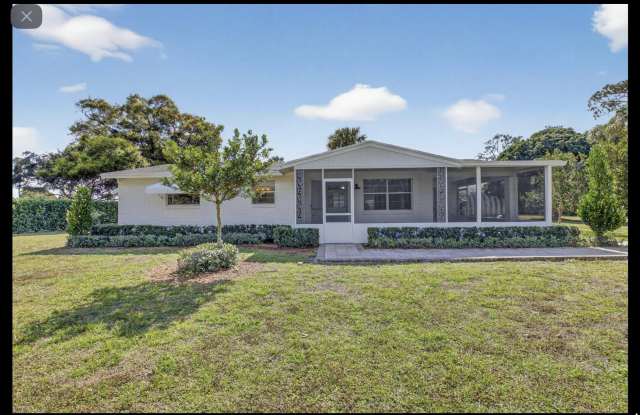 5844 Western Way photos photos