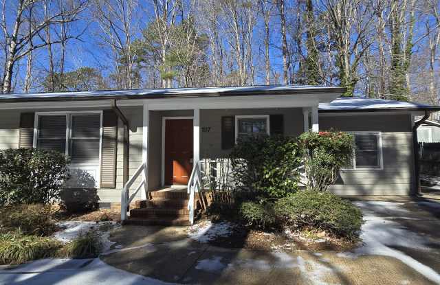 707 Branniff Dr photos photos