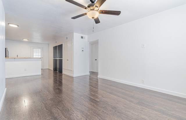 221 E Craig Pl Gallery 4