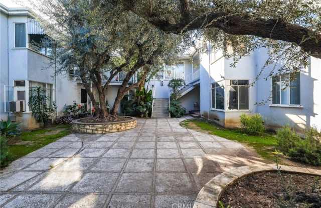 1014 E Carson - 1014 East Carson Street, Long Beach, CA 90807