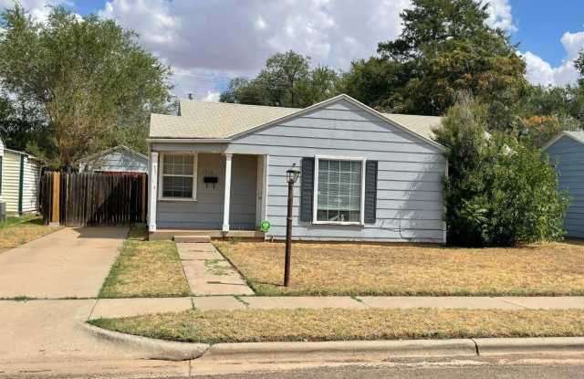 Pre-Leasing 2 bed 1 bath close to Texas Tech! - 3110 29th Street, Lubbock, TX 79410