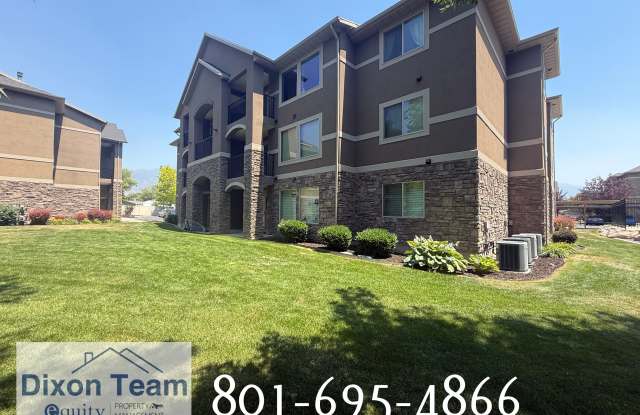 877 Main St #E photos photos