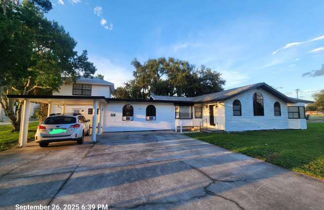 1660 Rosetine Street photos photos