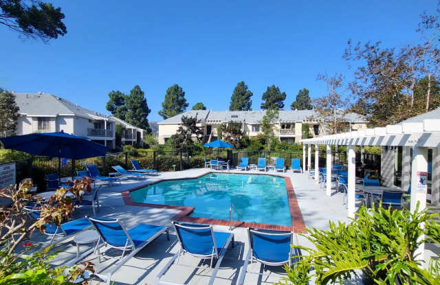 Carmel Valley, 1 bedroom plus loft (office or 2nd bedroom), Fireplace, Balcony, Wonderful surroundings! photos photos