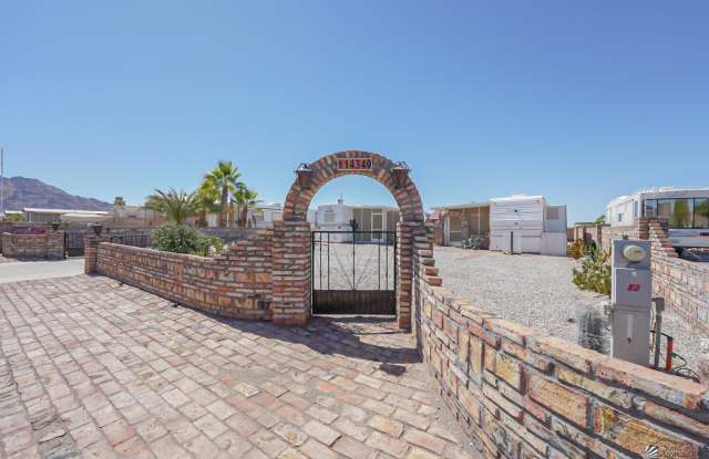 14349 E 28 LN Gallery 4