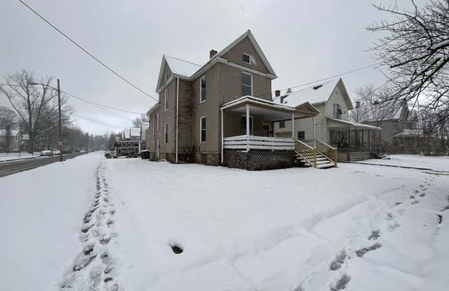 1004 West Avenue photos photos