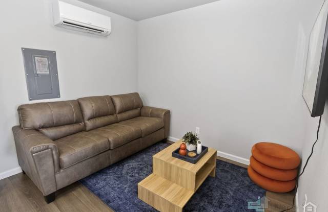 1-MONTH FREE SPECIAL! Beautiful & Cozy 1BR in Hillsboro Gallery 3