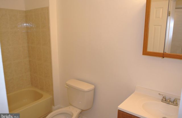 3216 28TH Street SE unit: 2 photos photos