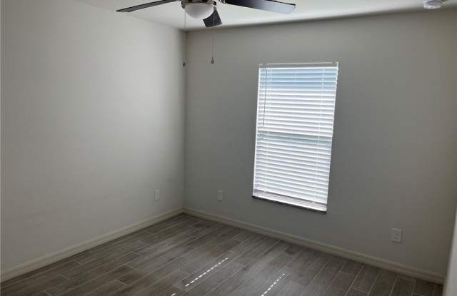 916 Andalusia Boulevard Gallery 4