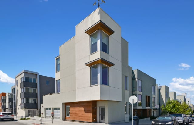 SF Shipyard - 3 BR, 2.5 BA Townhouse 1,437 Sq. Ft. - 3D Virtual Tour, 2-Car Garage photos photos