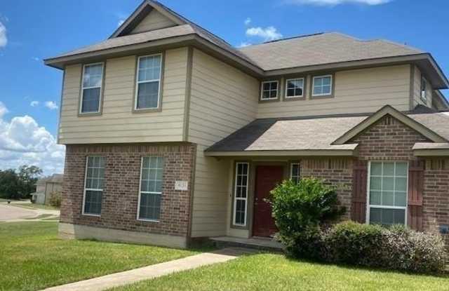 4131 McFarland photos photos