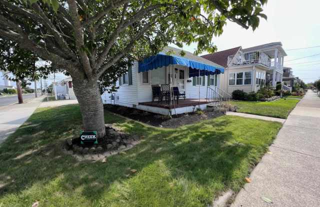 219 N Huntington Ave - 219 North Huntington Avenue, Margate City, NJ 08402