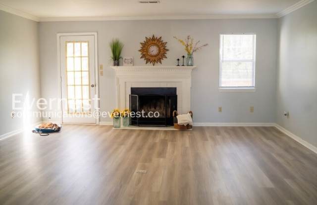 4809 Brighton Lane Gallery 4