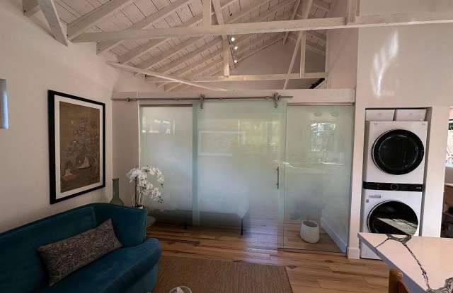 950 Eucalyptus Ave photos photos