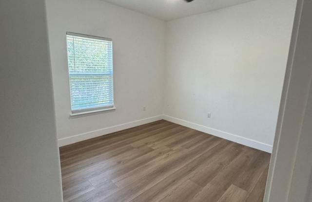 BEAUTIFUL HOME IN BEAUMONT. MOVE IN READY!. Gallery 4