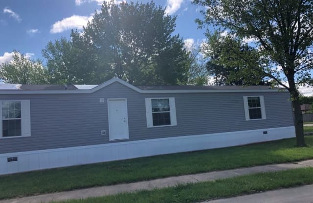 1221 W Plum - 1221 West Plum Street, Lincoln, NE 68522