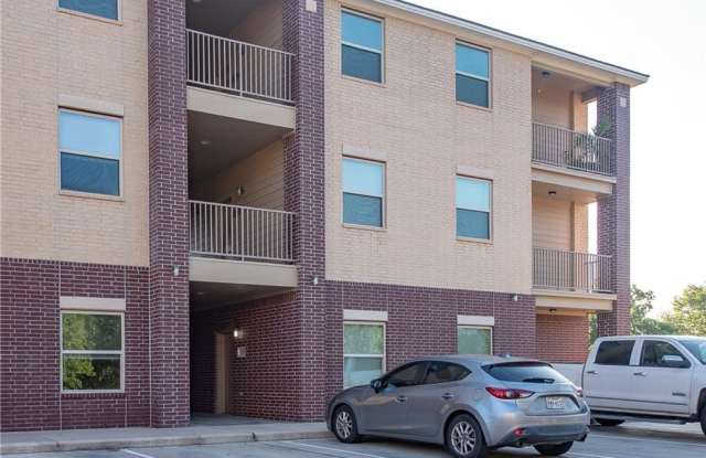 Falcon Point Condominiums Gallery 1