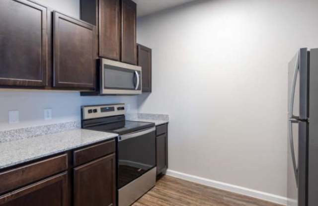 5051 Crainway Dr Gallery 3