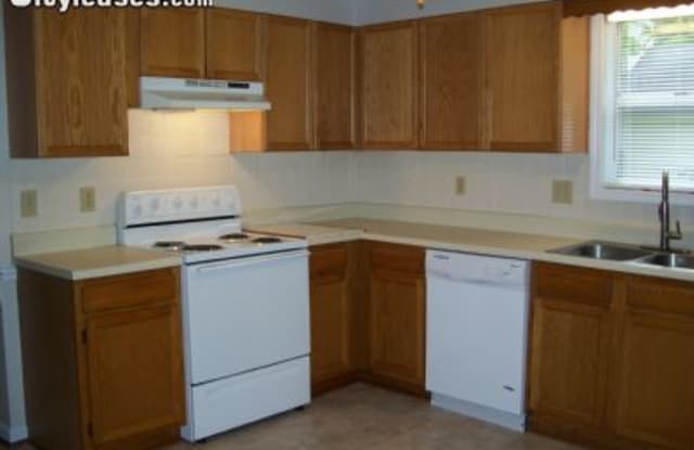 1228 Mcpherson Lane - 1228 Mcpherson Lane, Gwinnett County, GA 30093