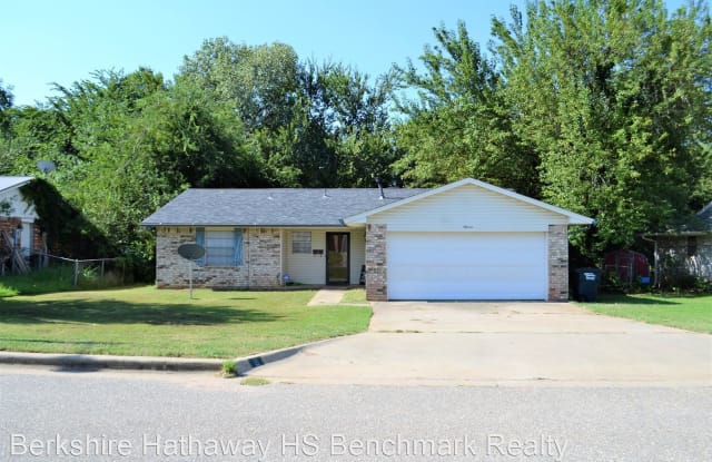 11 Rock Hollow - 11 Rock Hollow, Shawnee, OK 74804