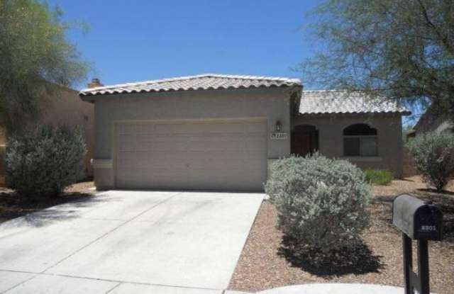 2301 North Avenida Tabica - 2301 North Avenida Tabica, Sahuarita, AZ 85614