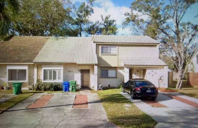 3 Bedroom 2 Bath Townhome For Rent at 433 Sand Lime Road Winter Garden, FL 34787 Gallery 1