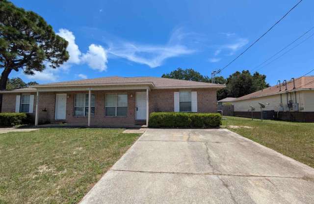 3359 Greenbriar Cir Gallery 1