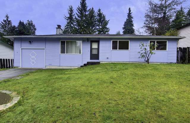 Lynnwood Three Bedroom Rambler - 5614 170th Place Southwest, Lynnwood, WA 98037