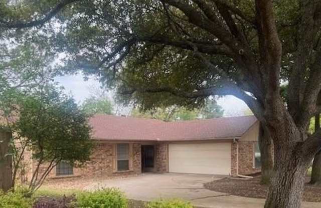 3831 Helmsford Drive - 3831 Helmsford Drive, Arlington, TX 76016