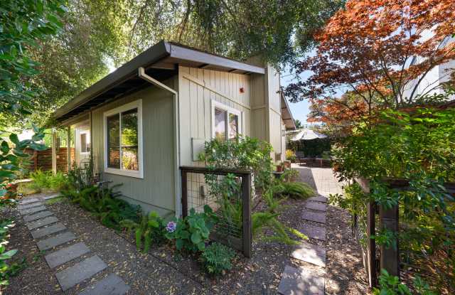 627 Prince photos photos