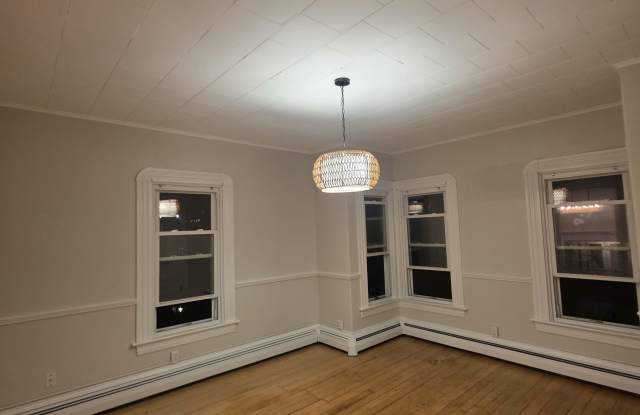 533 Hanover St Gallery 2