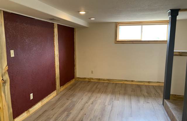 918 South 3rd Street - ½ Gallery 2