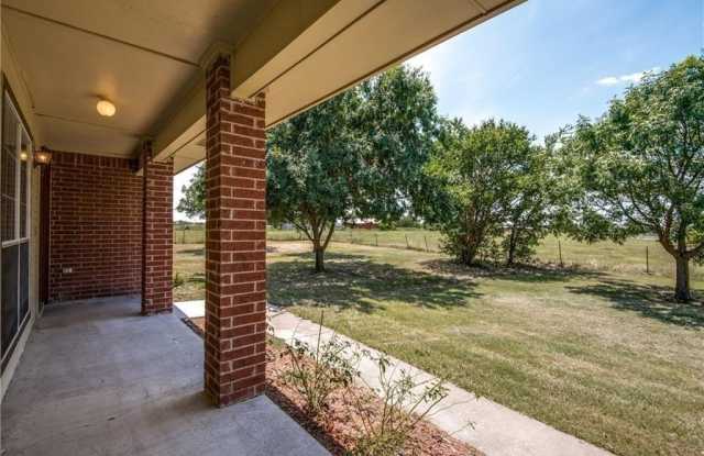 7702 Rawhide Road Gallery 4